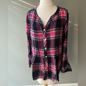 Croft and Barrow Button down plaid shirt